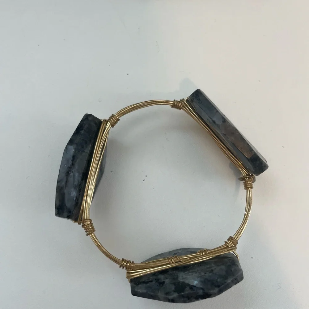 3/12$ Bourbon and Bow ties Gray and Gold Stone Bracelet - Picture 2 of 2